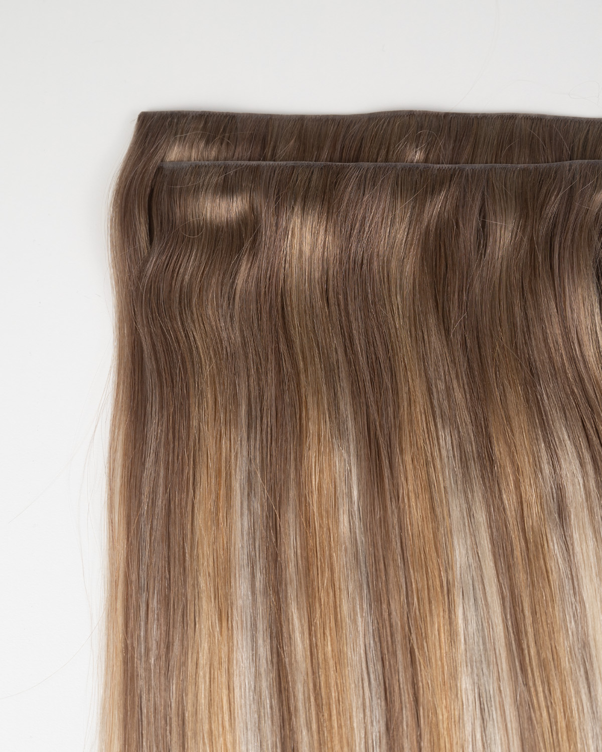 Seamless clip-in close-up Cream